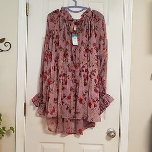 Long sleeve blouse rue 21+